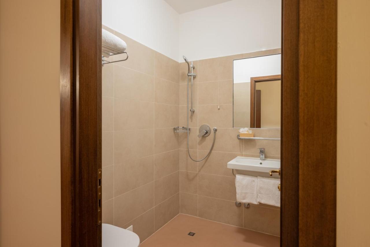 Hotel Al Sotoportego Венеция Экстерьер фото