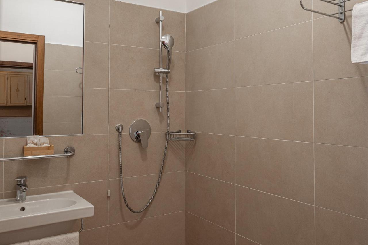 Hotel Al Sotoportego Венеция Экстерьер фото